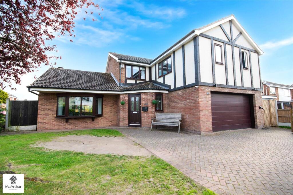 Main image of property: Littleworth Lane, Rossington, Doncaster, South Yorkshire, DN11