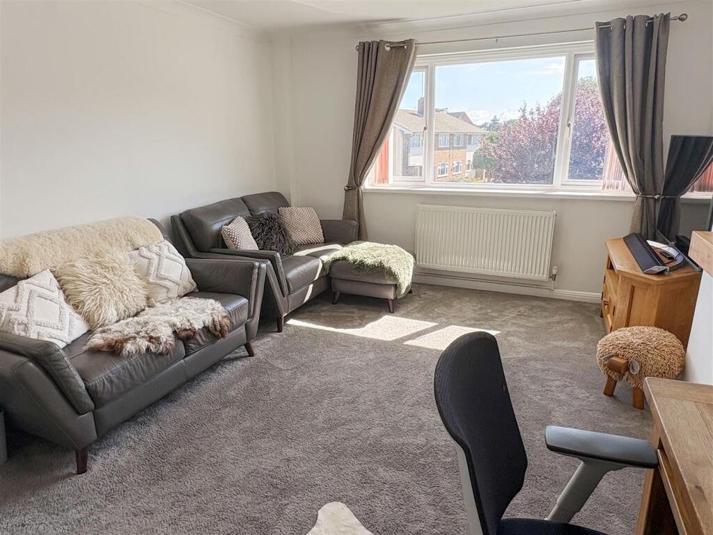 Apartment in Arun, Rustington - View 5
