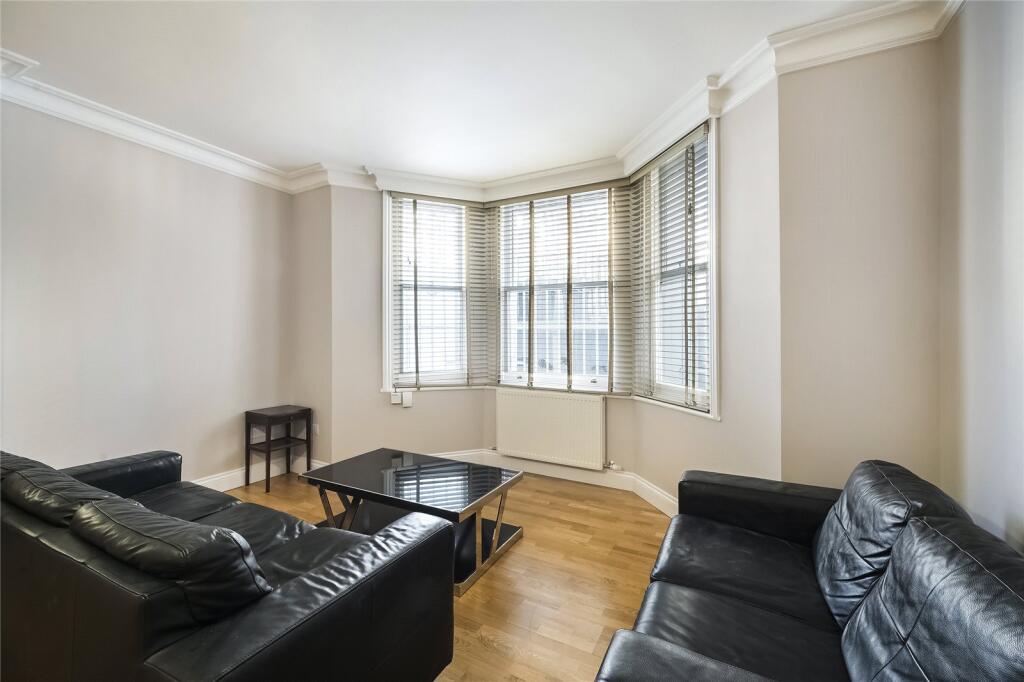 Apartment in London - More
