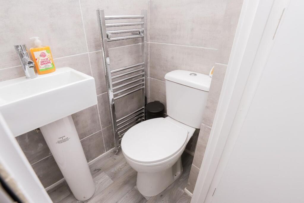 House in Middlesbrough - View 3