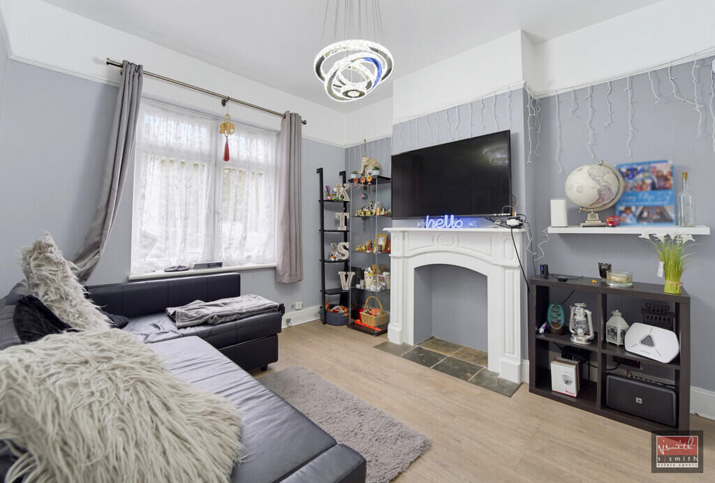 House in Twickenham - View 4