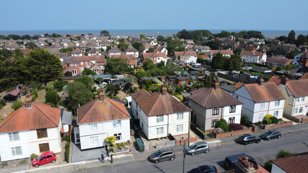 Looe Road, Old Felixstowe, IP11 photo 2