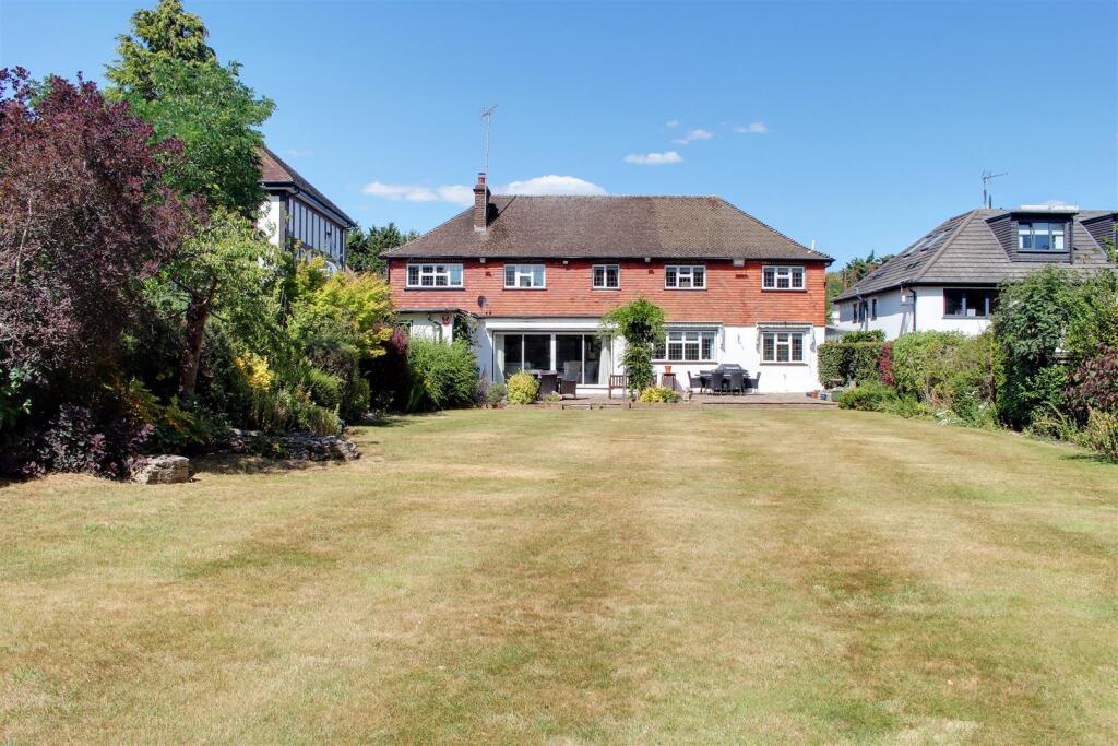 Mymms Drive, Brookmans Park photo 4