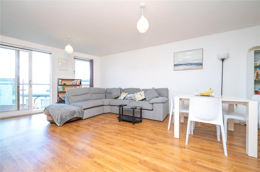 Apartment in St Albans - View 2