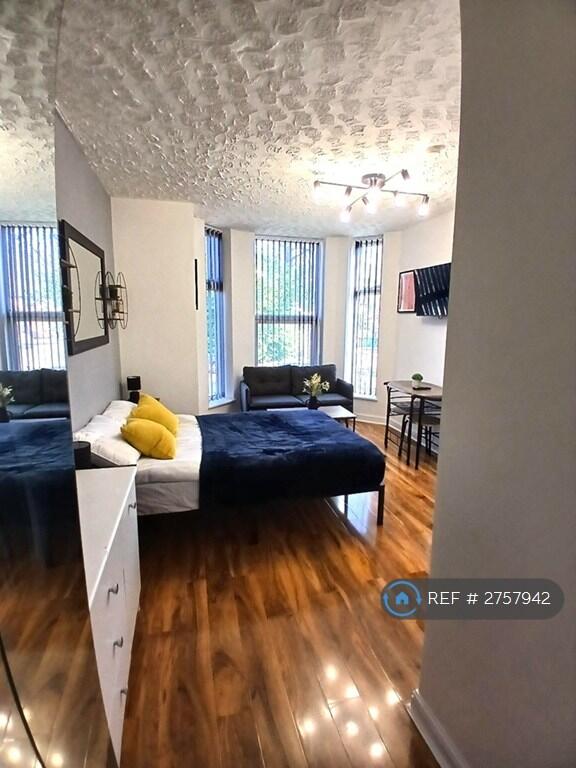 Main image of property: Birch Polygon, Manchester, M14