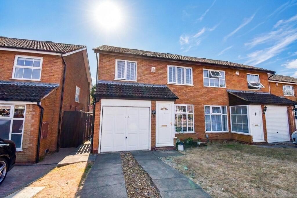 Main image of property: Hamble Road, Bedford, MK41