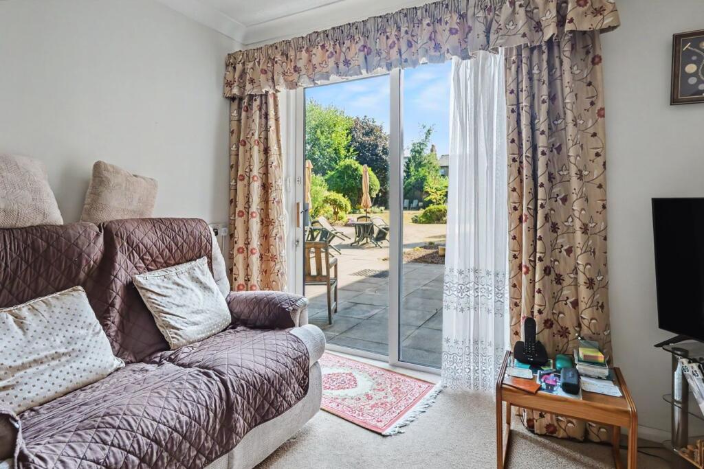 Apartment in Chelmsford, Moulsham - View 5