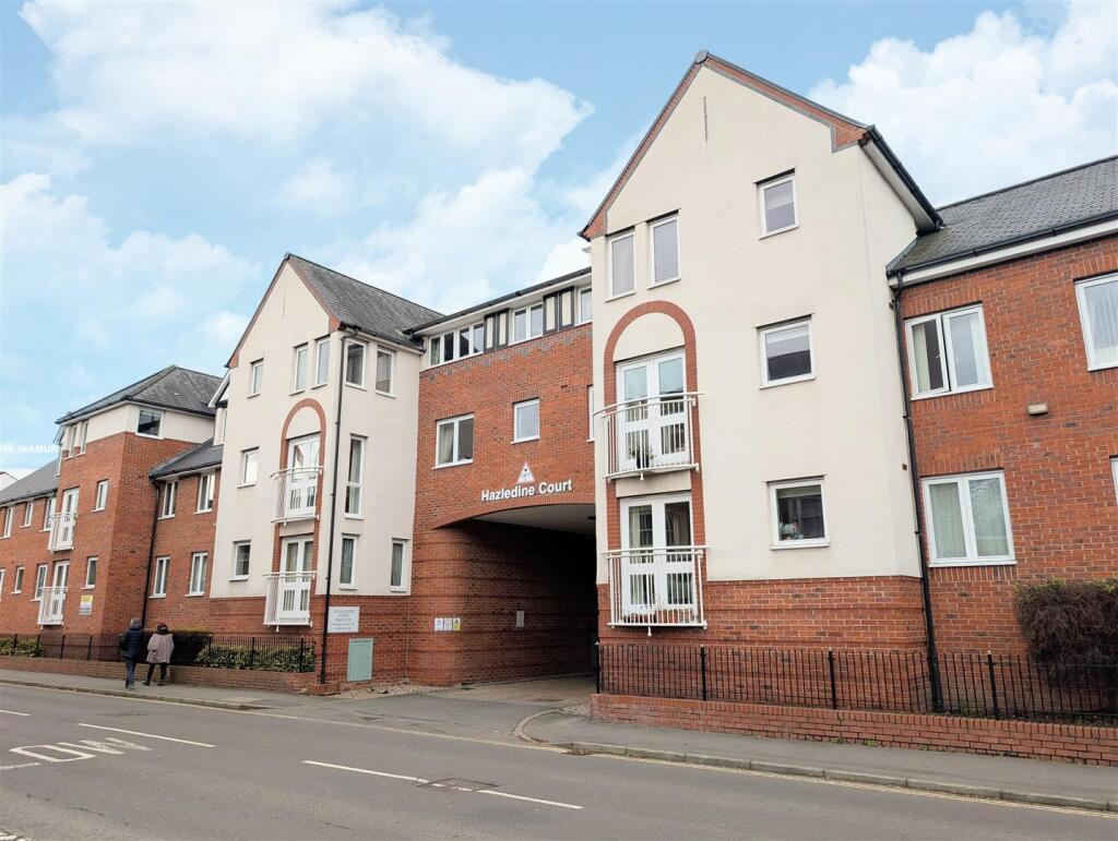 1-bed house on 48 Hazledine Court, Longden Coleham, Shrewsbury, SY3 7BS, £110,000