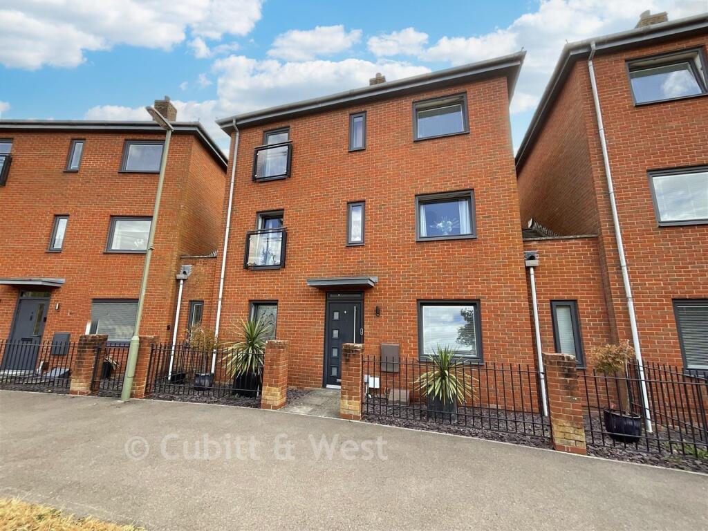 Main image of property: Darnel Crescent, Waterlooville, Hampshire
