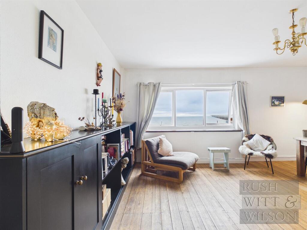 Apartment in Hastings, East Sussex - View 5