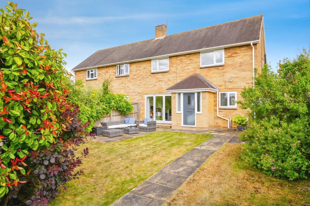 Main image of property: Brook Hill, Woodstock, OX20
