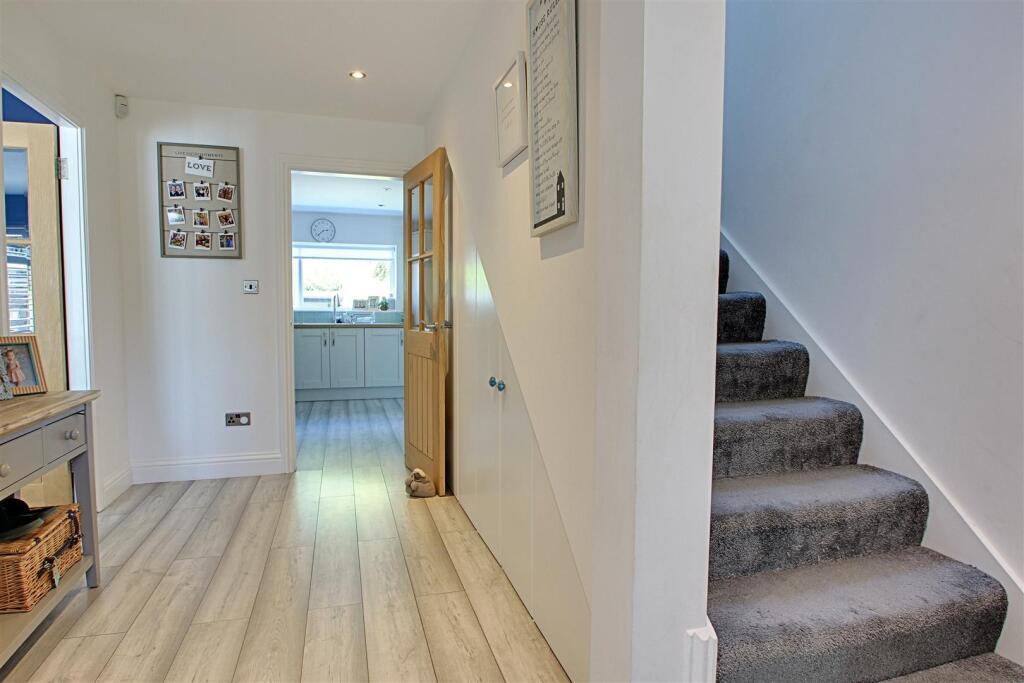House in Watford - View 5