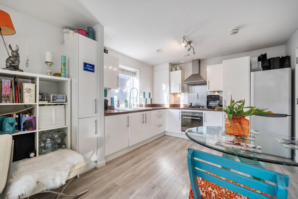 Apartment in London, St Mary Cray - View 4