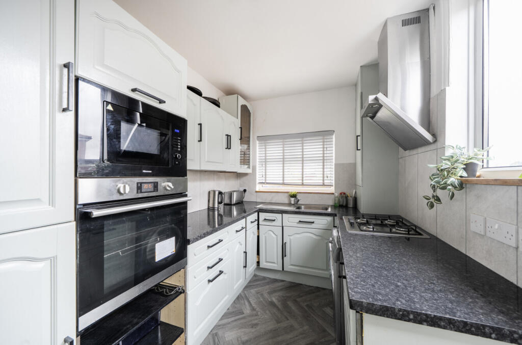 House in Harrow - View 4
