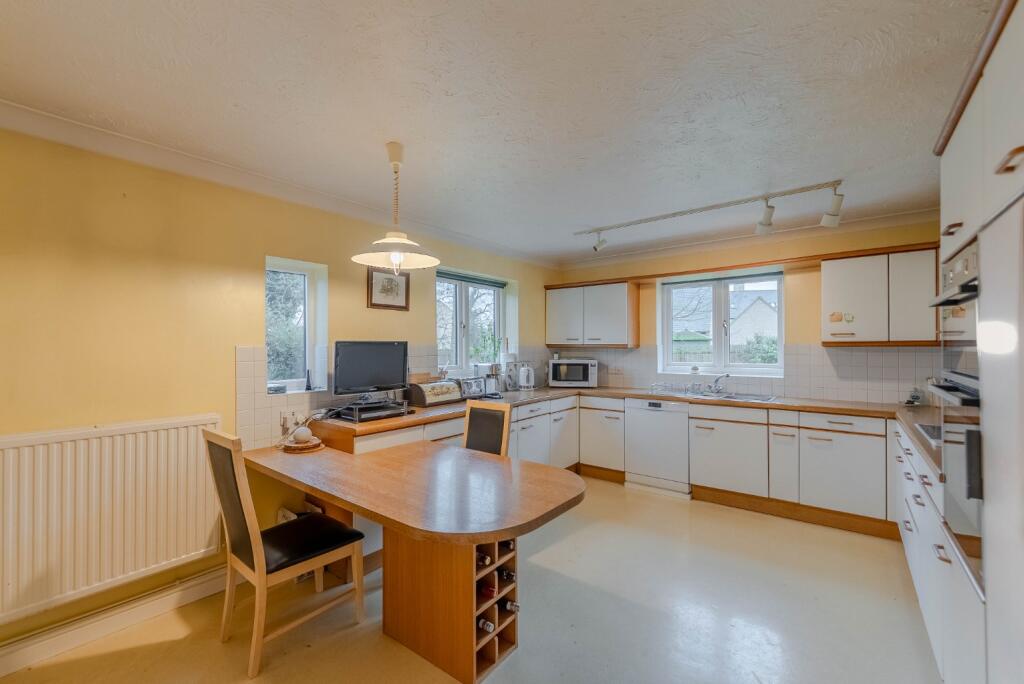 Allens Orchard, Brampton, Huntingdon, Cambridgeshire, PE28 4NW photo 4