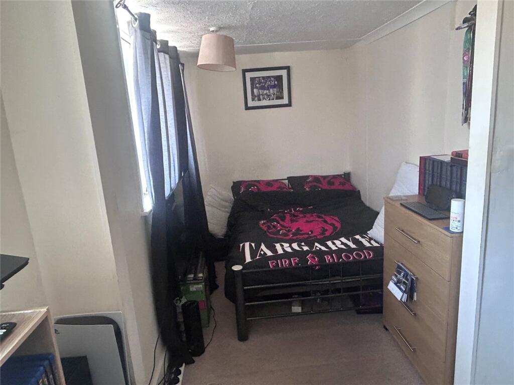 House in Southampton, Totton - More