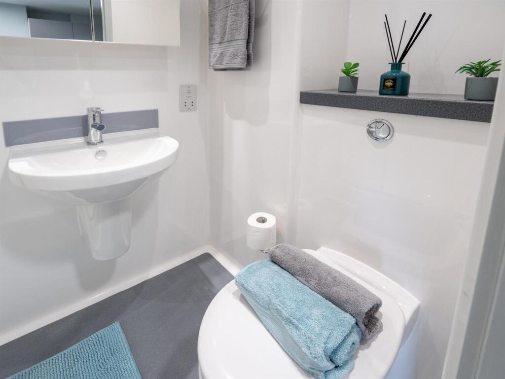 Apartment in London - View 4
