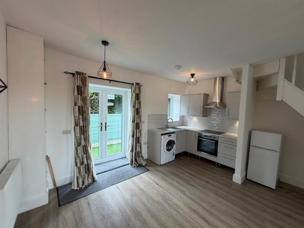 House in Blackburn - View 4