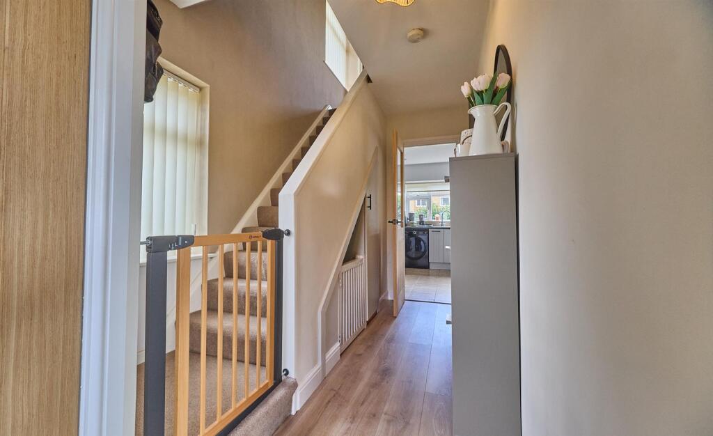 House in Hinckley and Bosworth, Burbage - View 4