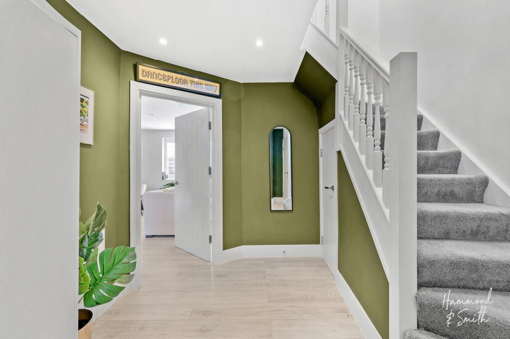 Apartment in Epping - View 5