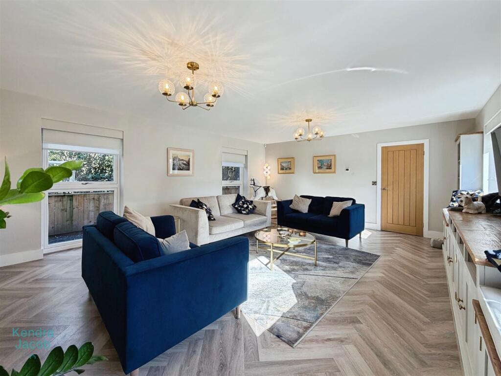 Callow Grove, North Wheatley, Retford photo 4