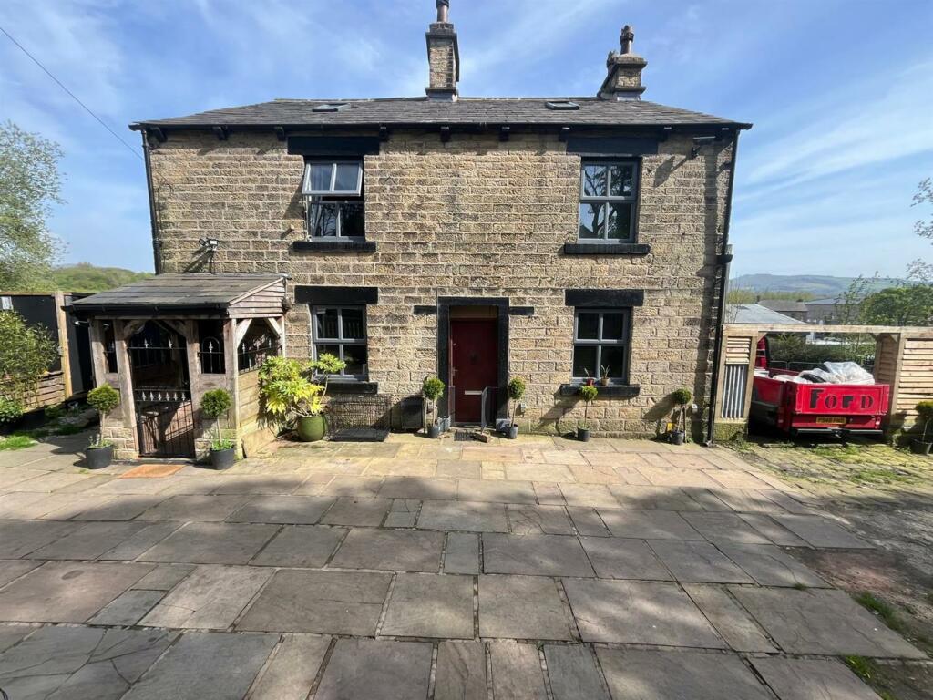 Main image of property: Printers Brow, Hollingworth, Hyde