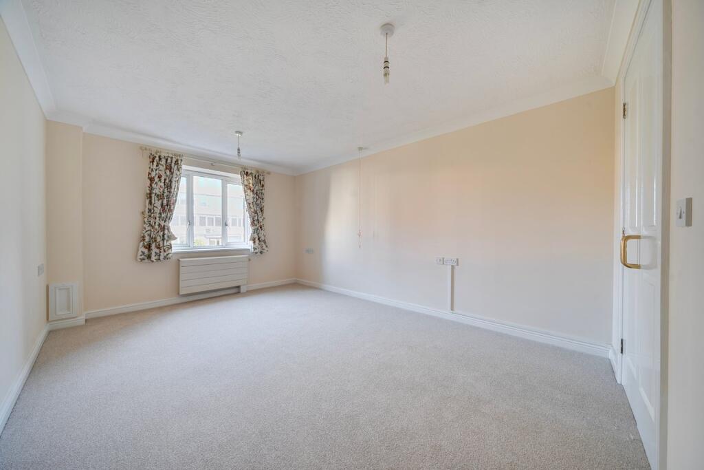 Southfields Road, Eastbourne, BN21 photo 4