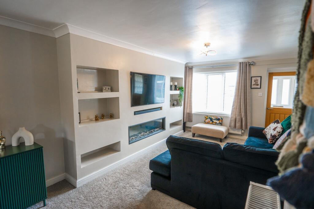 House in Stoke-on-Trent - View 4