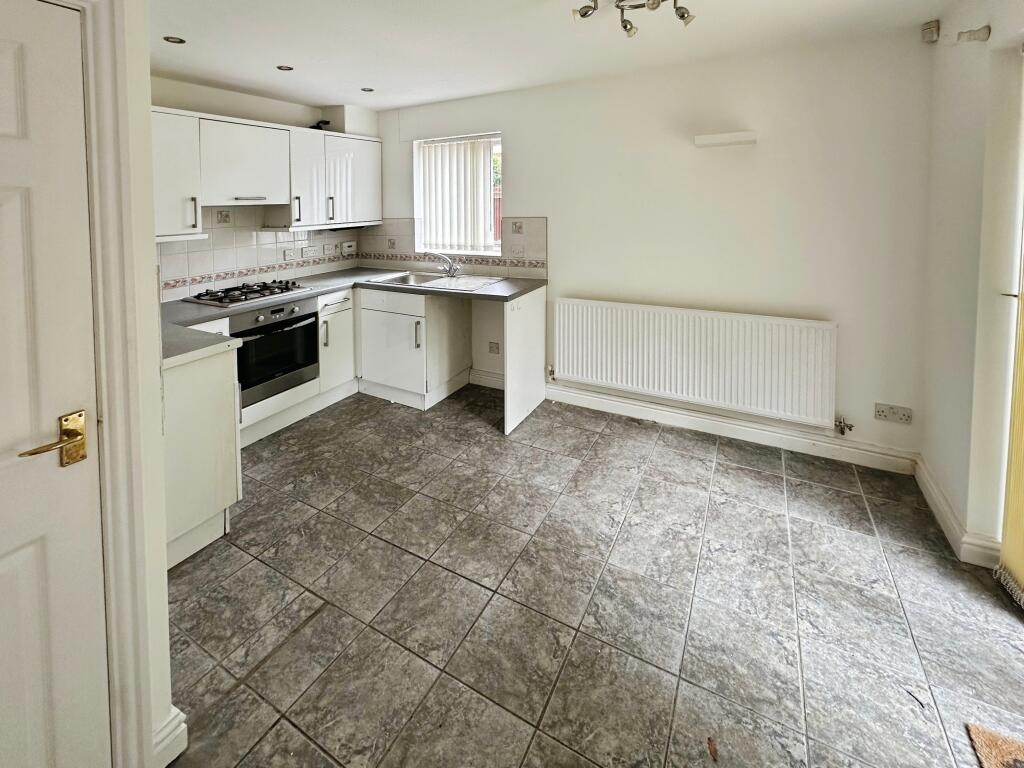 103 Field Lane, Wistaston, Crewe, Cheshire CW2 8ST photo 2