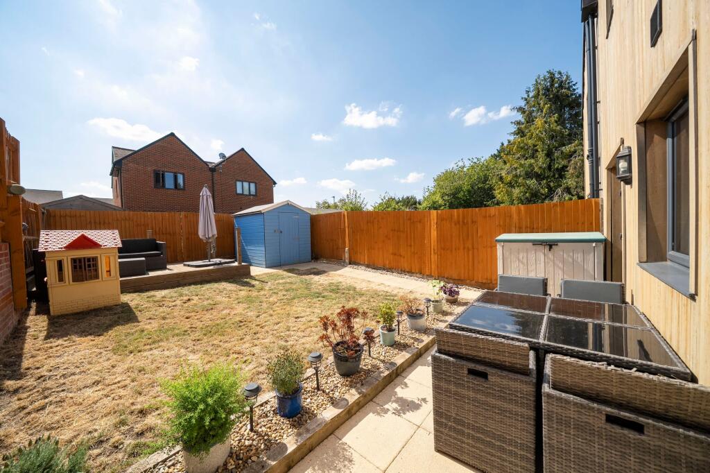 House in Salisbury - View 4
