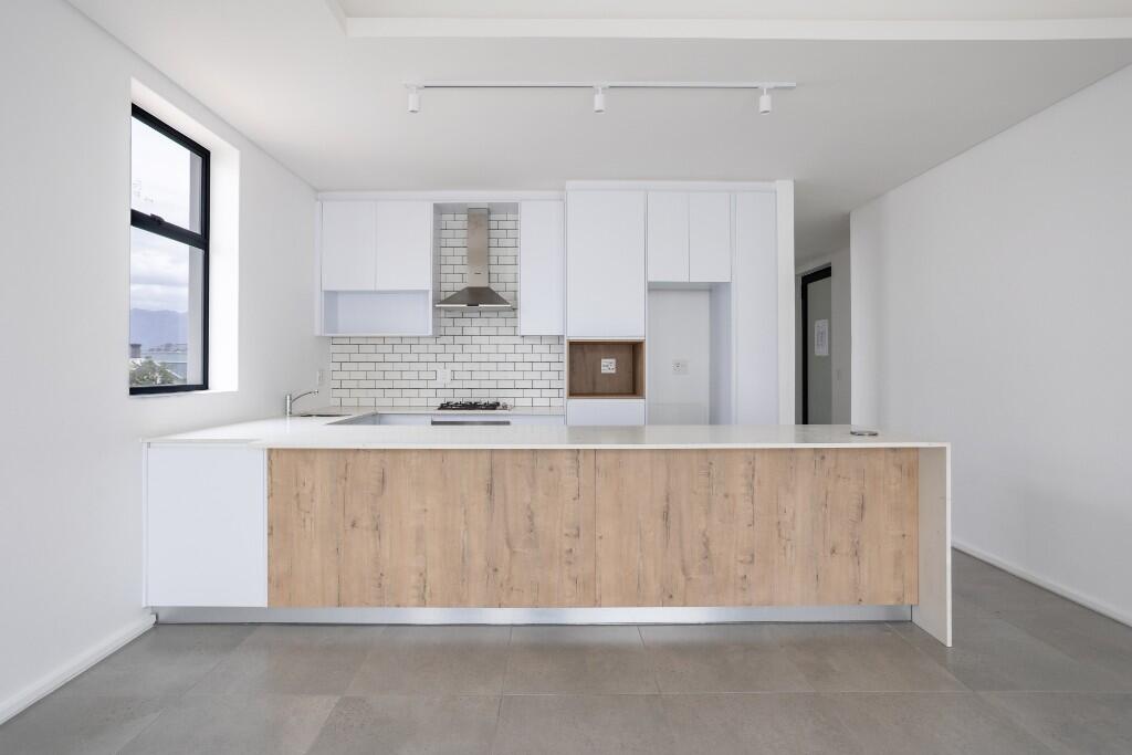 Main image of property: Paarl, Western Cape