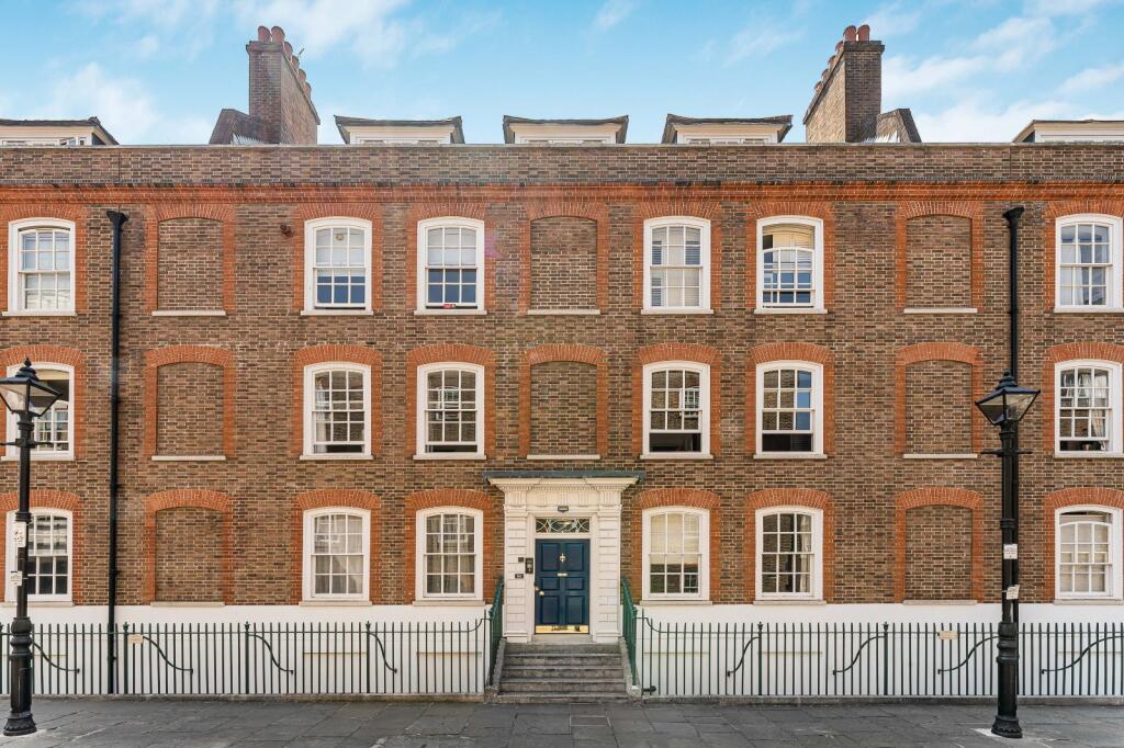 Main image of property: Folgate Street, London, E1