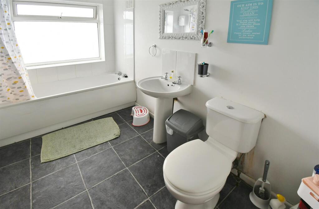 Hatherell Road, Radford Semele photo 3