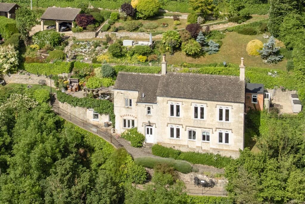 Main image of property: Fort William, Butterrow Hill, Stroud