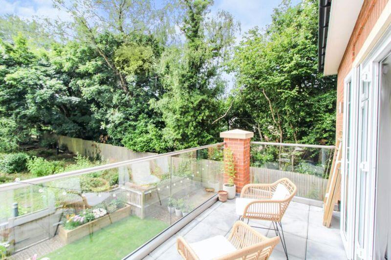 Main image of property: 40 Searchwood Road, Warlingham