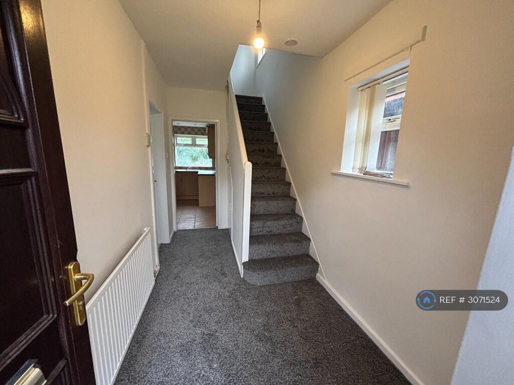 House in Oldham - View 2