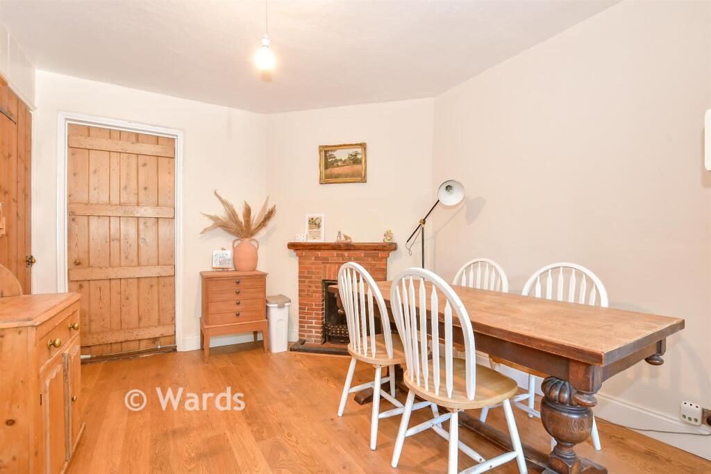 House in Maidstone, Collier Street - More