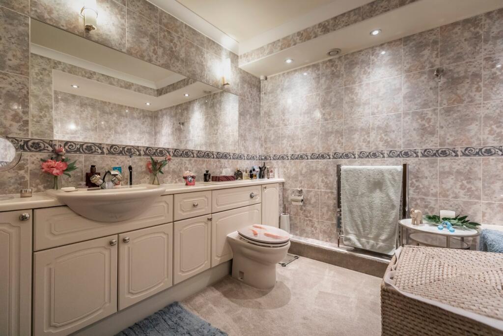 Additional image 18 of Harbour Watch 391 Sandbanks Road, Evening Hill, BH14