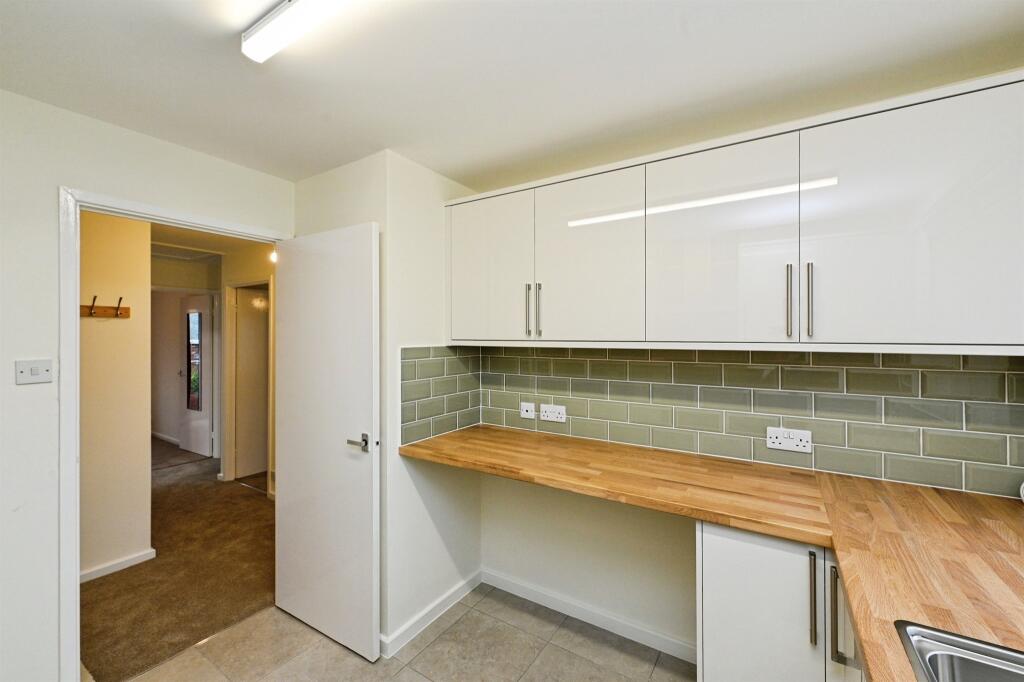 House in Peterborough - View 4
