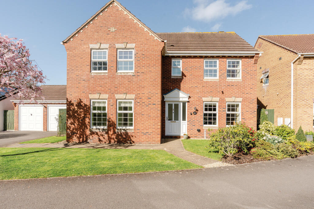 Main image of property: Bury Hill View, Bromley Heath, Bristol, BS16