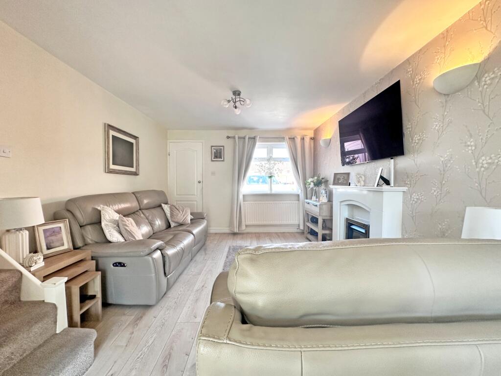 William Kerr Road, TIPTON, DY4 7QJ photo 3