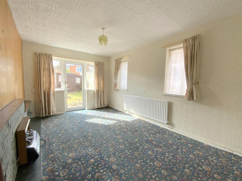 Amesbury Avenue, Scartho photo 2
