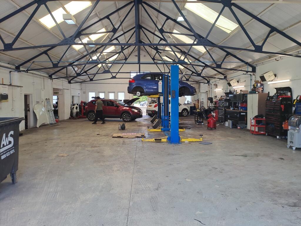 Additional image 4 of 11-13 South Mundells, Welwyn Garden City, Hertfordshire, AL7 1EP