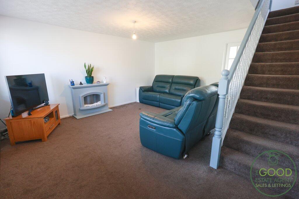 Levensgarth Avenue, Preston, PR2 9YY - View 2
