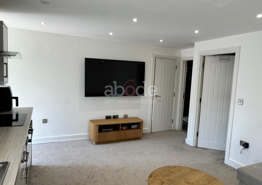 Apartment in Leicester, Braunstone - View 5