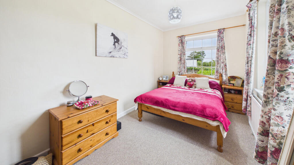 House in Truro - View 5