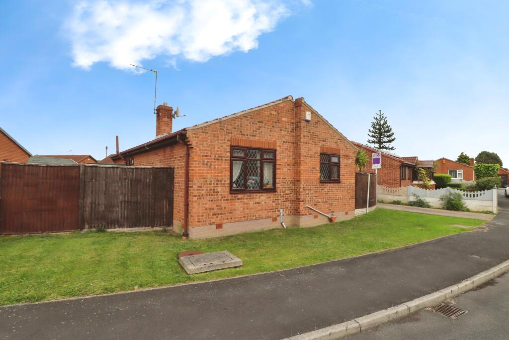 Richmond Drive, Doncaster, DN6 photo 2