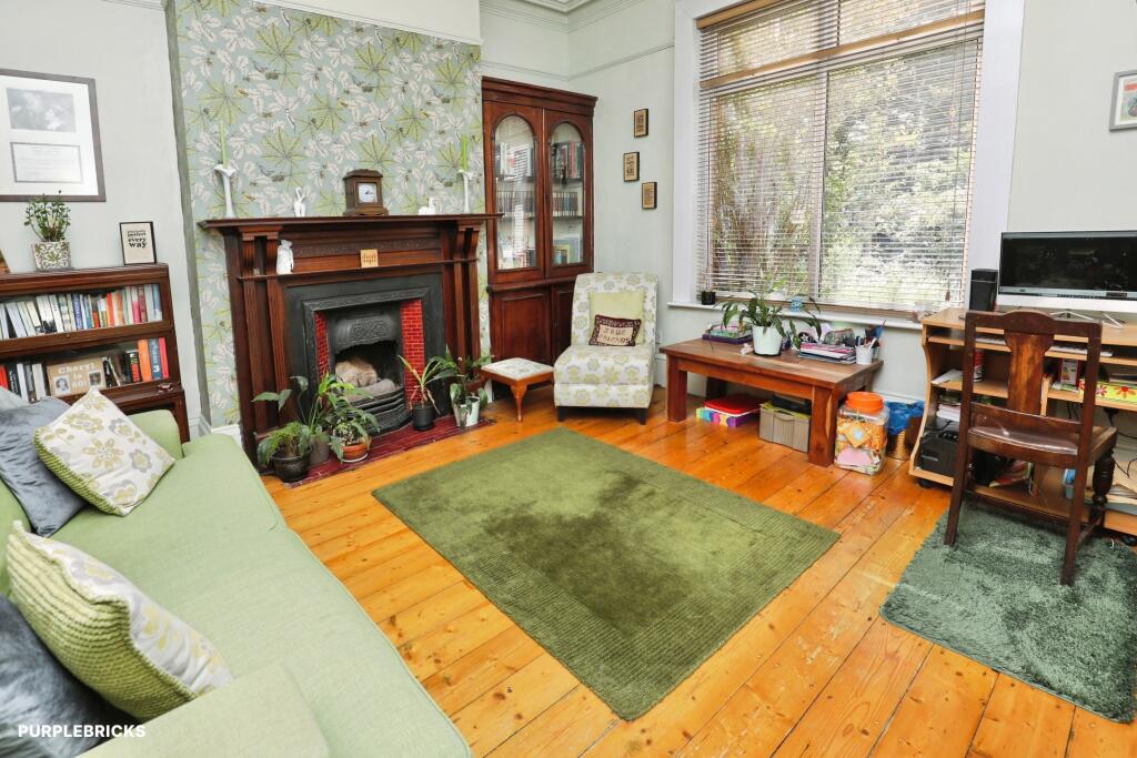 House in Knowsley, Liverpool City Region - More
