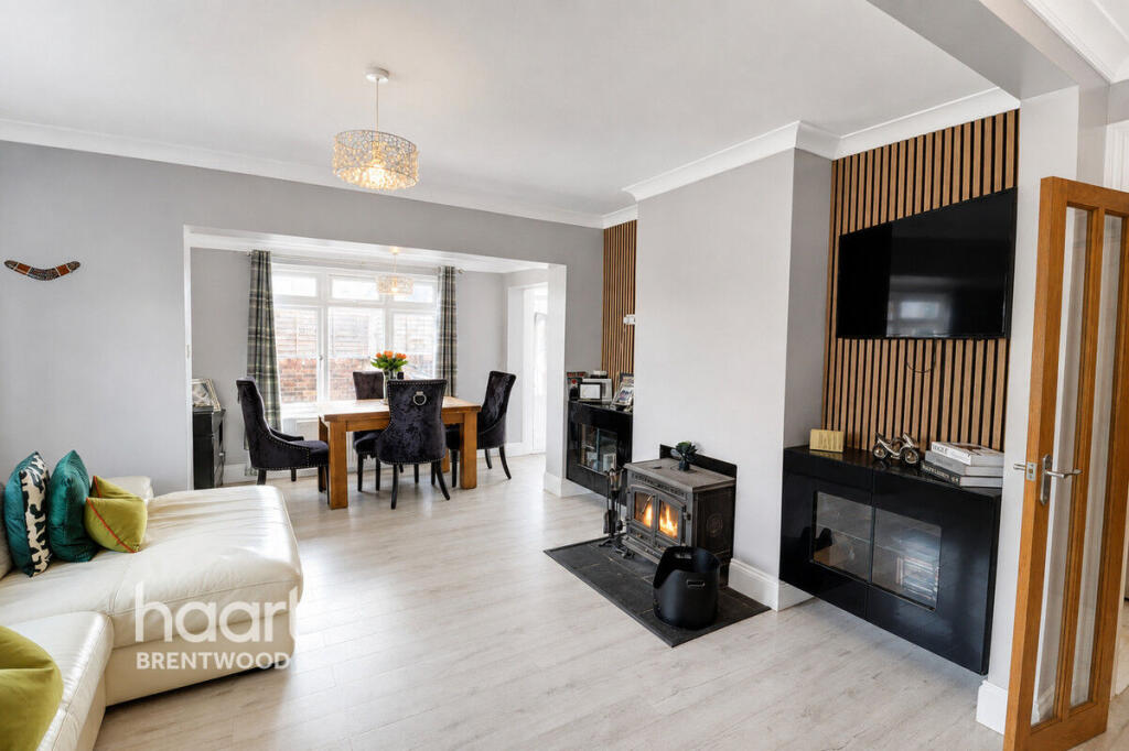House in Chelmsford - View 2