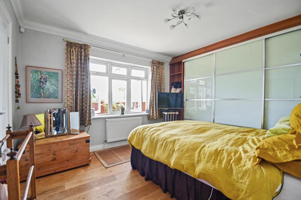House in Corfe Mullen - View 5
